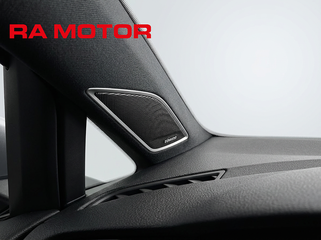 Volkswagen Golf R 2.0 TSI 4Motion 300hk | Pano | Dynaudio | Cockpit 2019