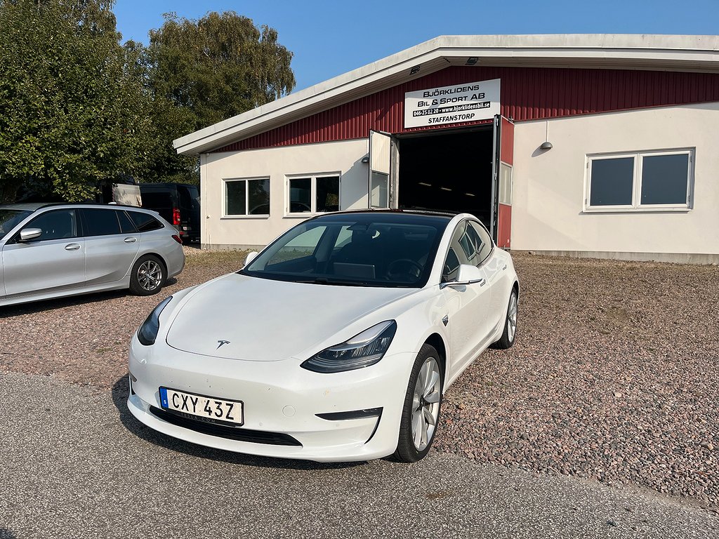 Tesla Model 3 Long Range AWD