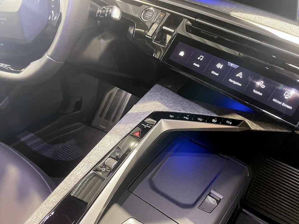 Bild på Peugeot 5008 GT Hybrid 145hk Aut KAMPANJ BRÄNSLE INGÅR