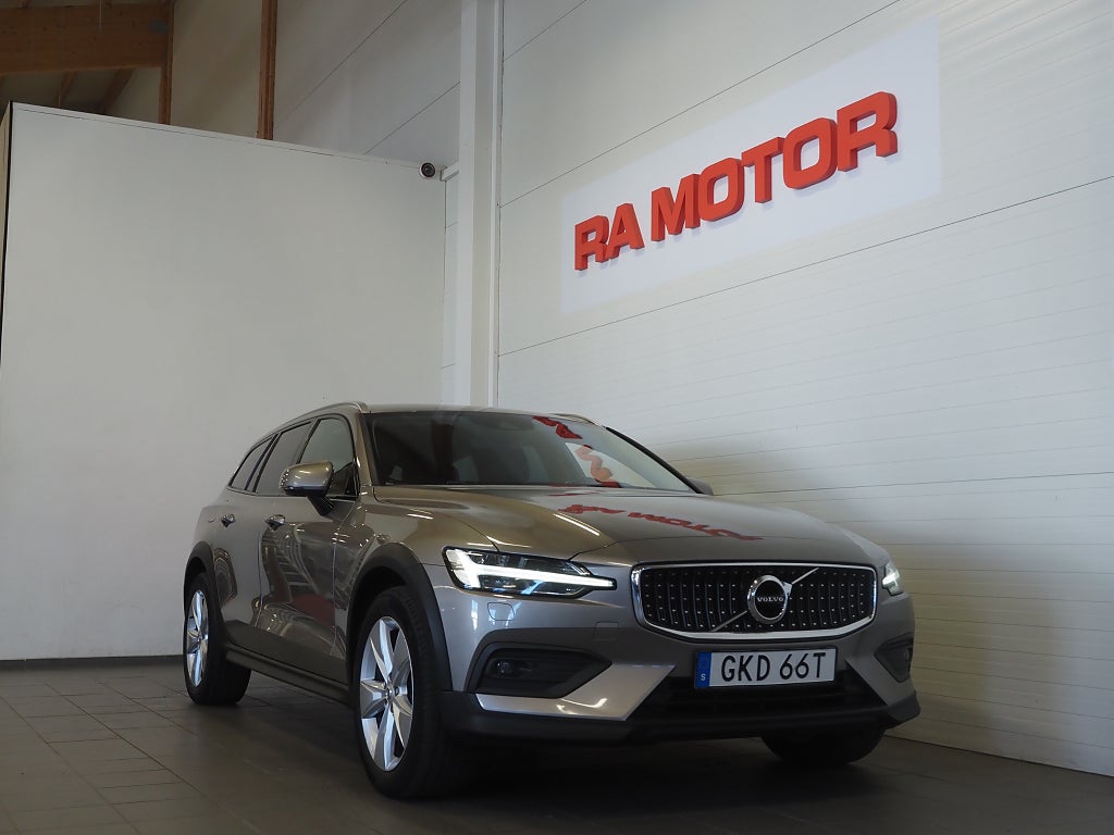 Volvo V60 Cross Country D4 190hk AWD Advanced SE II | Drag | Navi | Ka 2020
