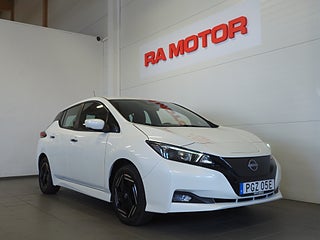 Halvkombi Nissan Leaf 3 av 22