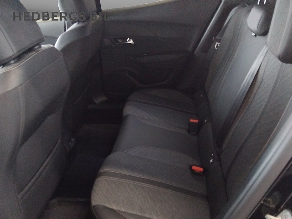 Peugeot 2008 1.2 PureTech 130 EAT GT thumbnail