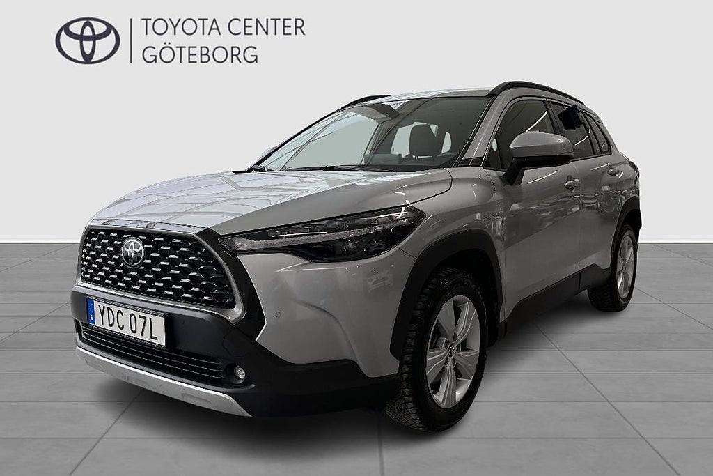 Toyota Corolla Cross Hybrid 1,8 STYLE PLUSPAKET//VINTERHJUL INGÅR