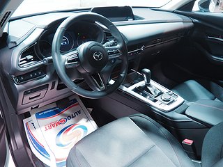 SUV Mazda CX-30 10 av 21