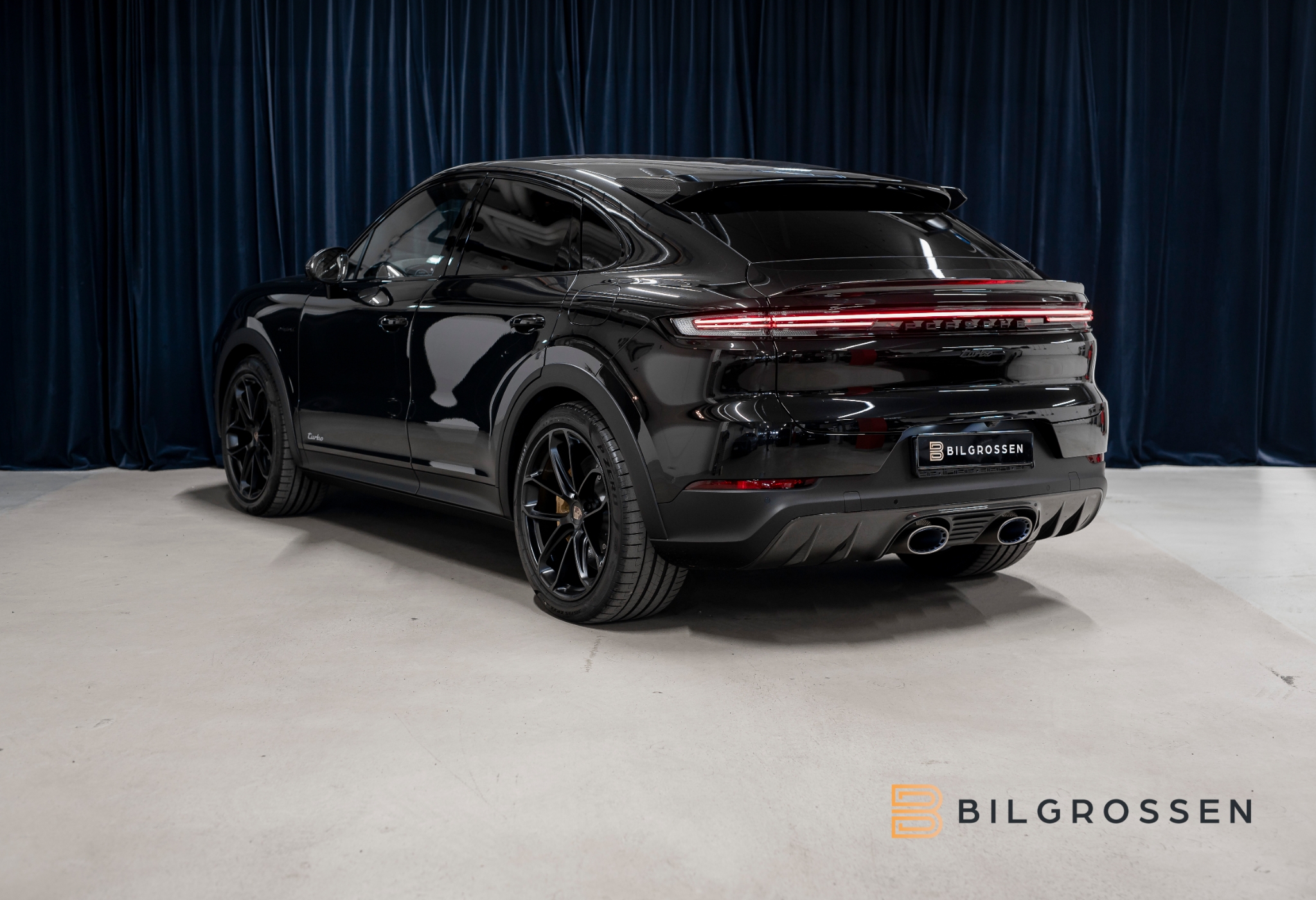 Porsche Cayenne Turbo E hybrid GT Paket 2026, bild 3/57