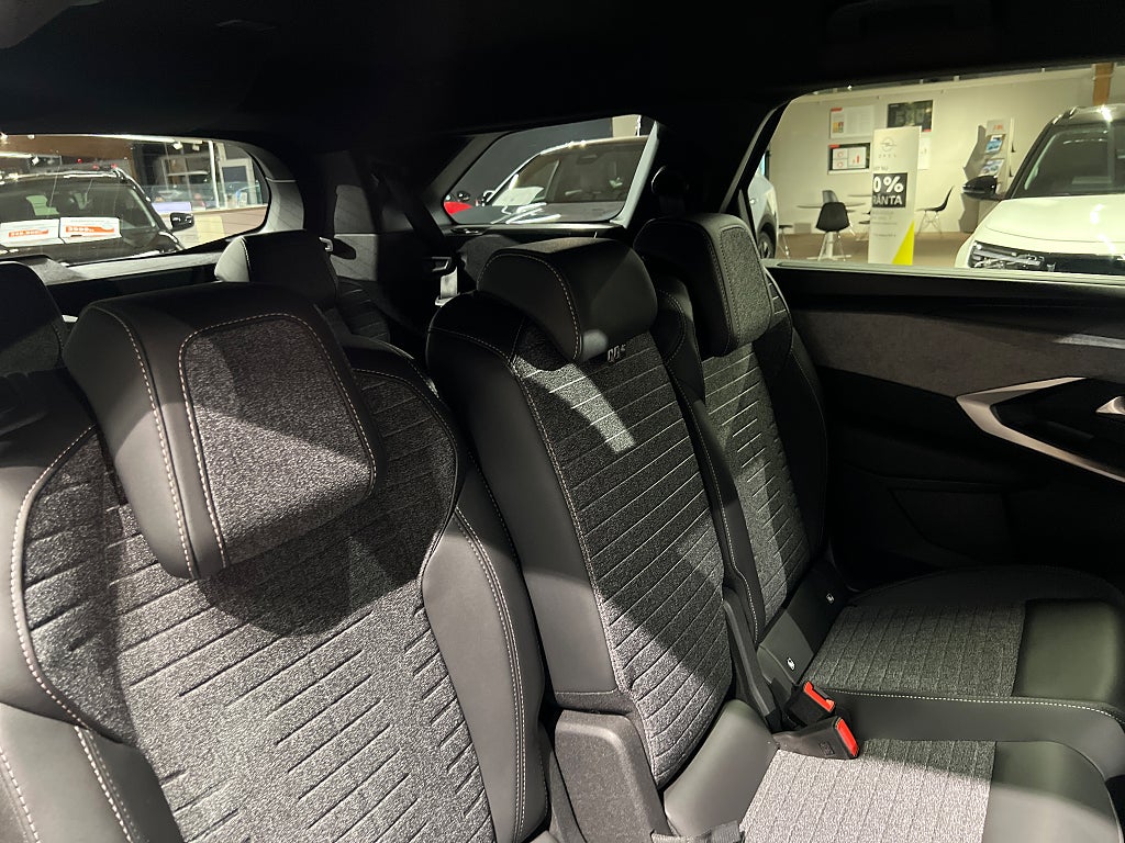 Bild på Peugeot 5008 Allure Hybrid - KAMPANJ! PRIVATLEASA FRÅN 24 MÅN