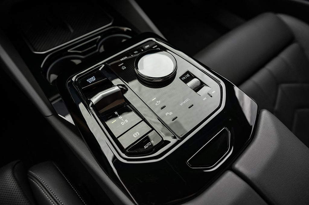 BMW i5 2025 - miniatyr 14