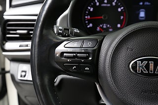 Halvkombi Kia Rio 14 av 24