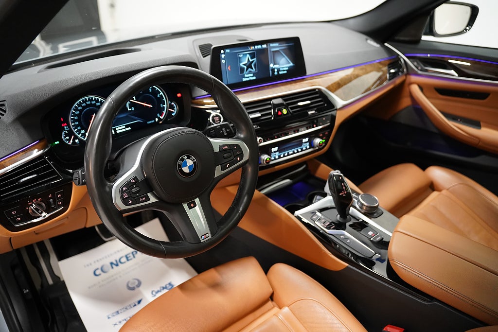 BMW 530D xDrive 265hk M Sport H/K Panorama HUD 360° Venti D-värm