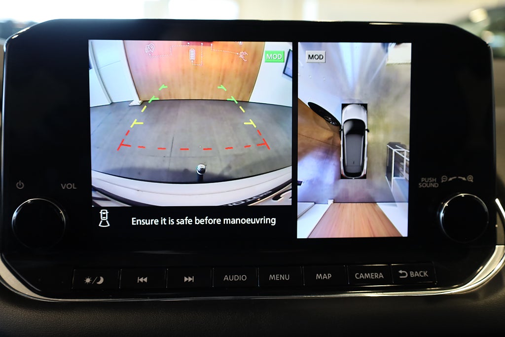 Nissan Qashqai 1.3 DIG-T XTRONIC-CVT N-Connecta Navi 360° Kamera Drag 2022