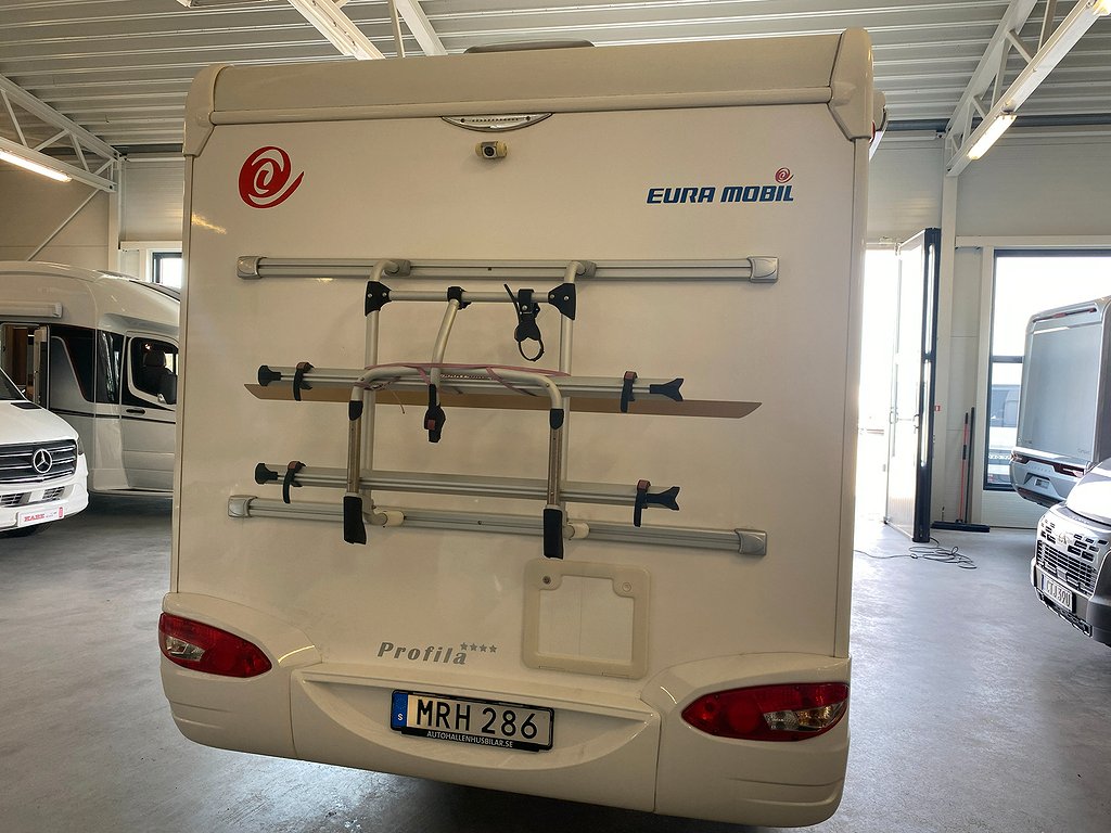 Eura Mobil Profilia 730 EB /ALDE/Solcell/L-bädd/Badrum bak - Eura Mobil
