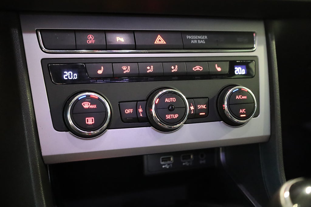 Seat Leon X-Perience 1.4 TSI Drag M-värme Kamera CarPlay 2017