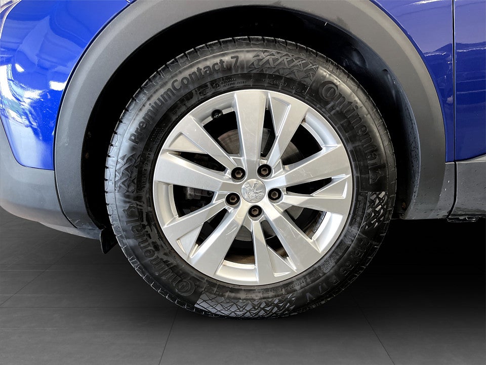 Bild på Peugeot 3008 Active 1.2 PT 130hk Aut DRAG P-SENSORER BAK