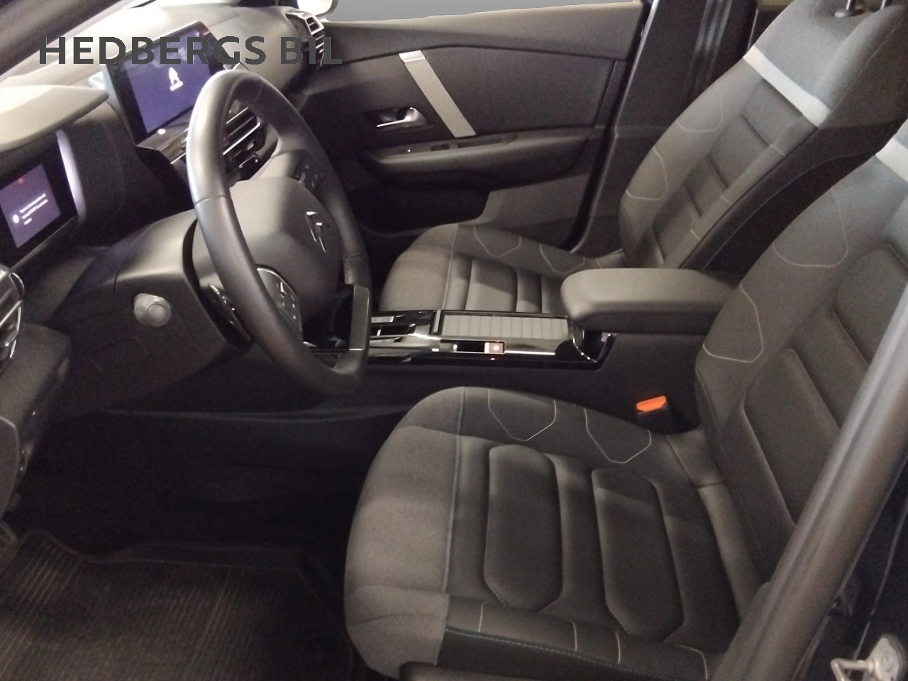 Citroen C4 1.2 PureTech Automat 2024, bild 6/45