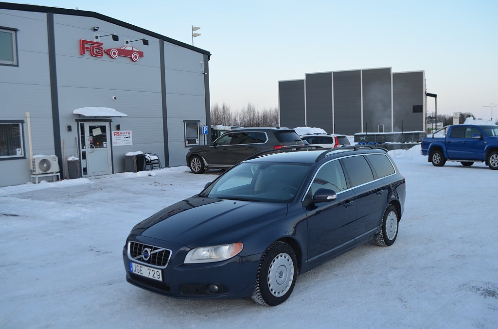 Volvo V70 D3 Momentum 163 hk D-Värmare Drag Nybesiktigad