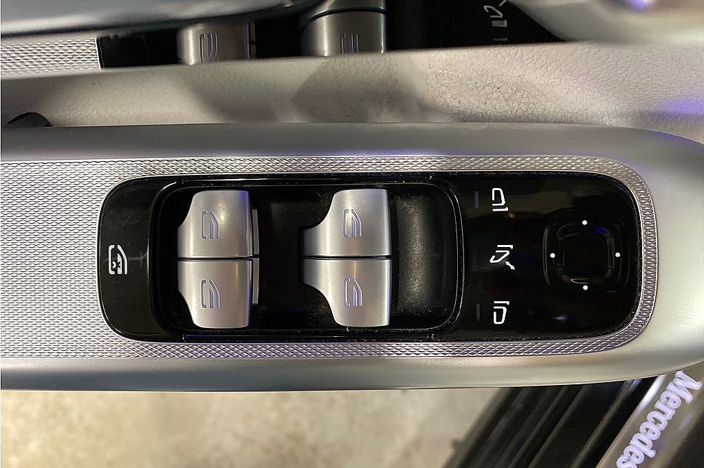 Mercedes-Benz EQE 350 89 kWh, 292hk, Designo ljus inredning