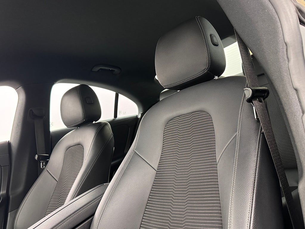 Mercedes-Benz CLA 200 Coupe 7G Aut Navi Värmare Svensksåld bild 6
