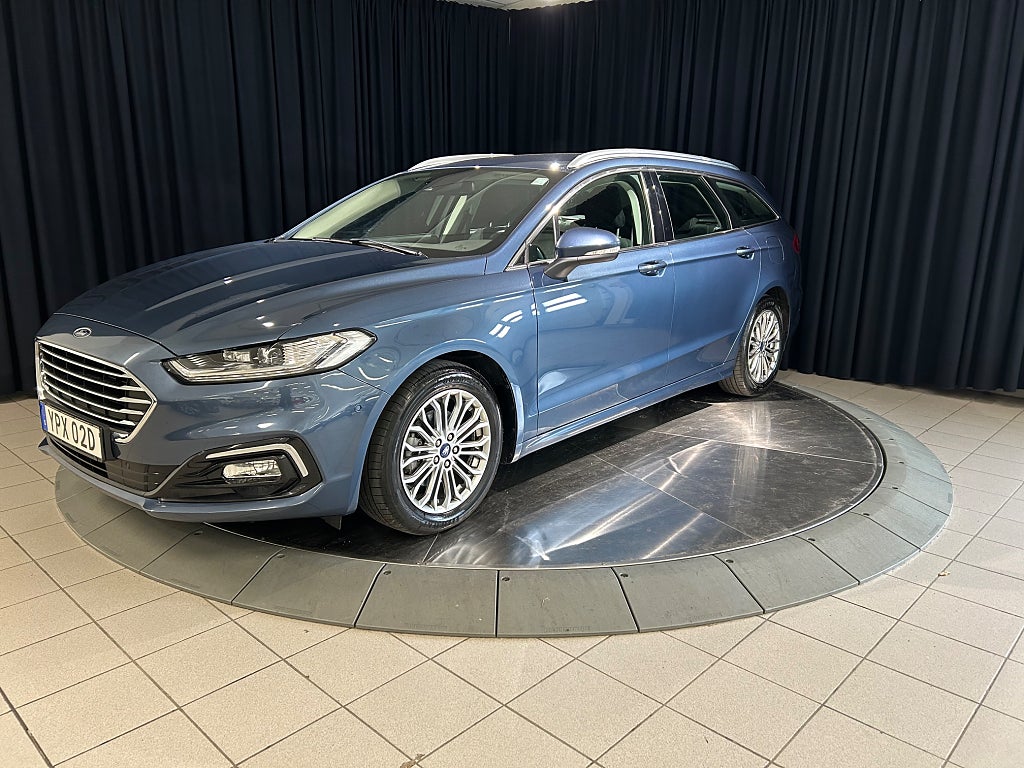 Ford Mondeo  Hybrid E-CVT Titanium B-KAMERA NAVI ADAP-FARTH CARPLAY