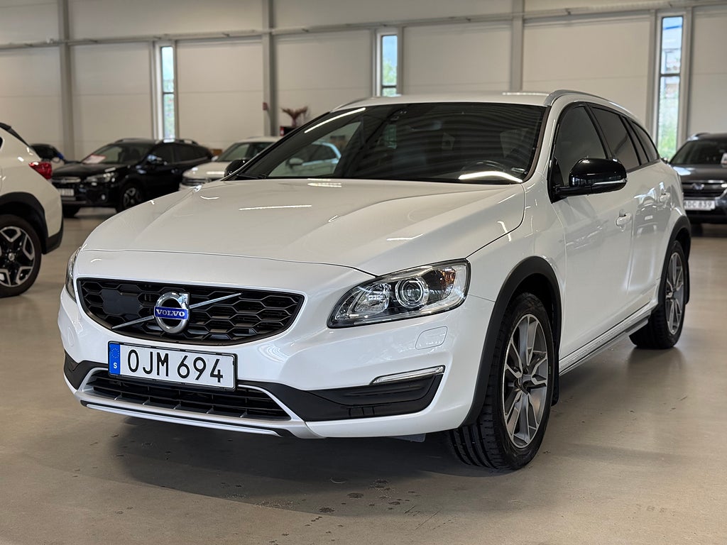 Volvo V60 Cross Country D4 AWD AUT SUM DRAG D-VÄRME V-HJUL