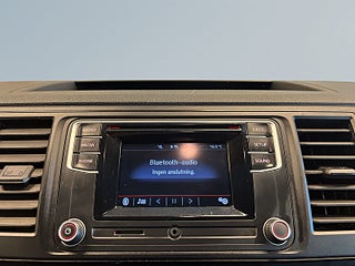 Volkswagen Caravelle 2.0 TDI Comfortline 9-Sits/Drag/P-Värm/S&V-Hjul/P-Sens