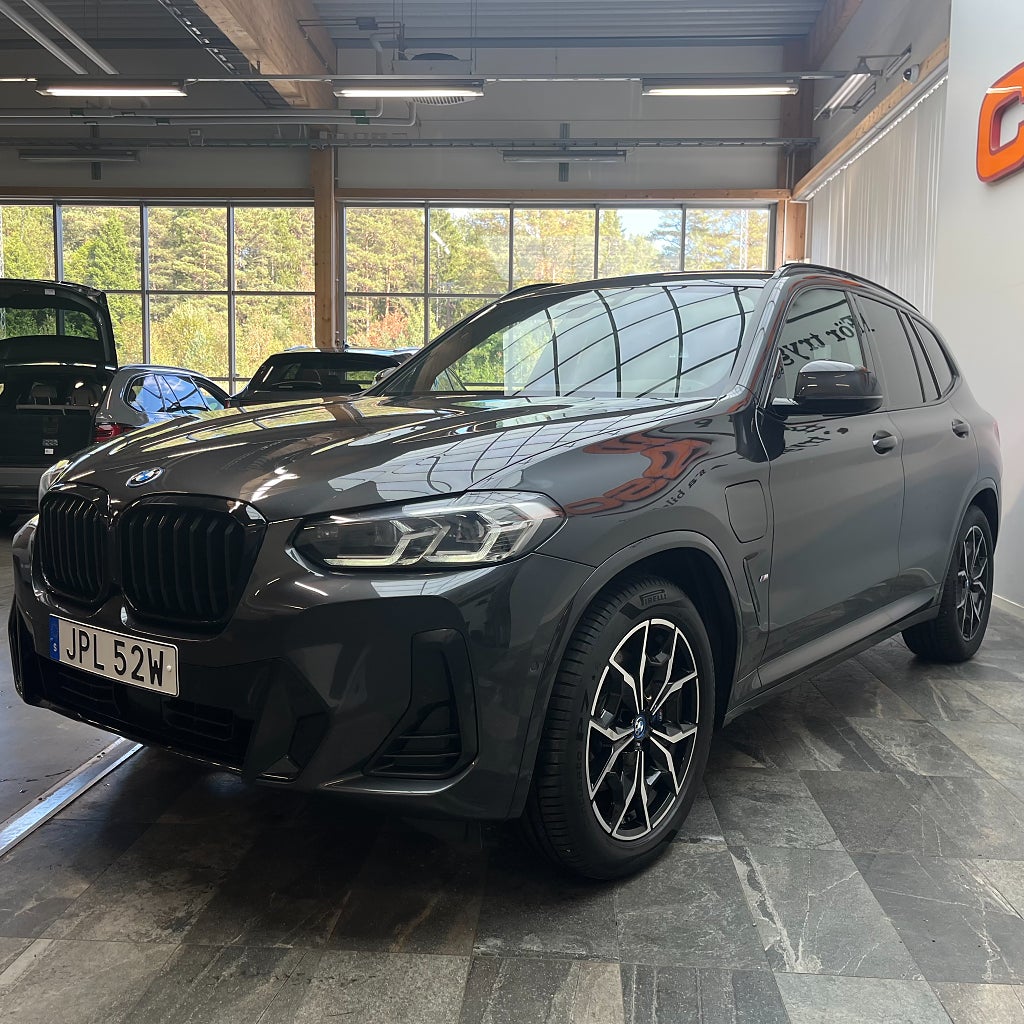 BMW X3 xDrive30e Steptronic M Sport Drag Läder Backkamera