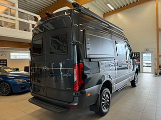 Husbil-halvintegrerad Robeta Adonis Mercedes 4x4 190HK AUT 25 av 26