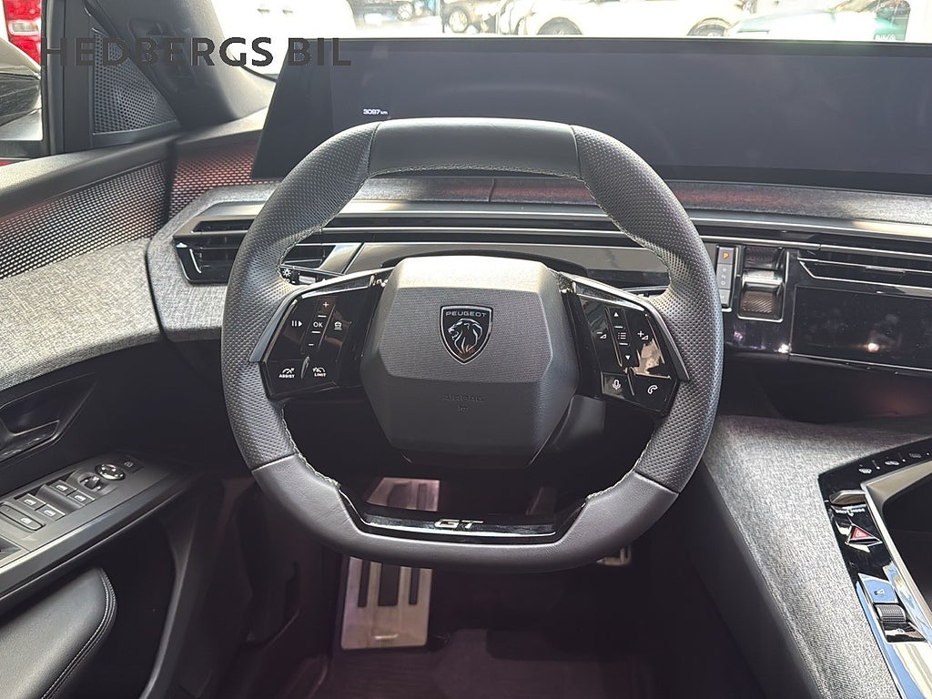 Peugeot 3008 HYBRID 145hk GT AUT thumbnail