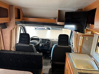 Husbil-halvintegrerad Pilote E FIRST 62 7 av 16
