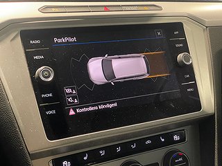Kombi Volkswagen Passat 19 av 22