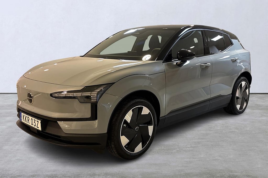 Volvo EX30 Single Motor Extended Range M R Plus Edition