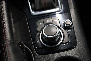 Halvkombi Mazda 3 15 av 17