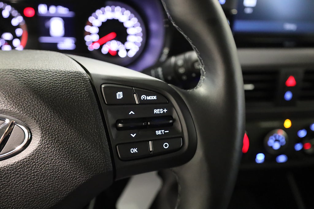 Hyundai i10 1.0 blue AUT Essential CarPlay Rattvärme Leasbar 2022