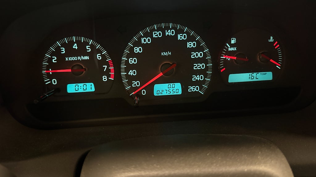 Volvo V40 2.0 Euro 3 Välvårdad Mycket Fin ny Bil 2700 Mil 