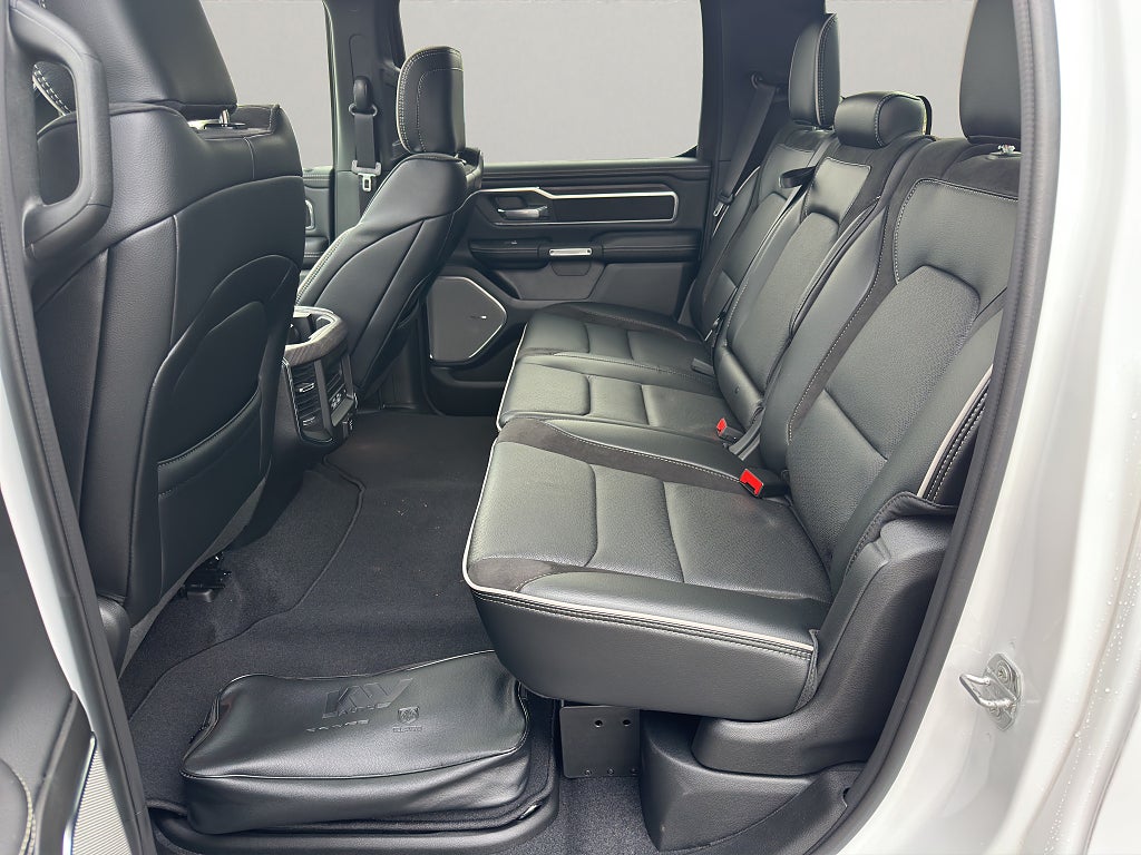 Dodge Ram 1500 Crew Cab LARAMIE NIGHT PREMIUM 3.0L 420 Hp - bild 17