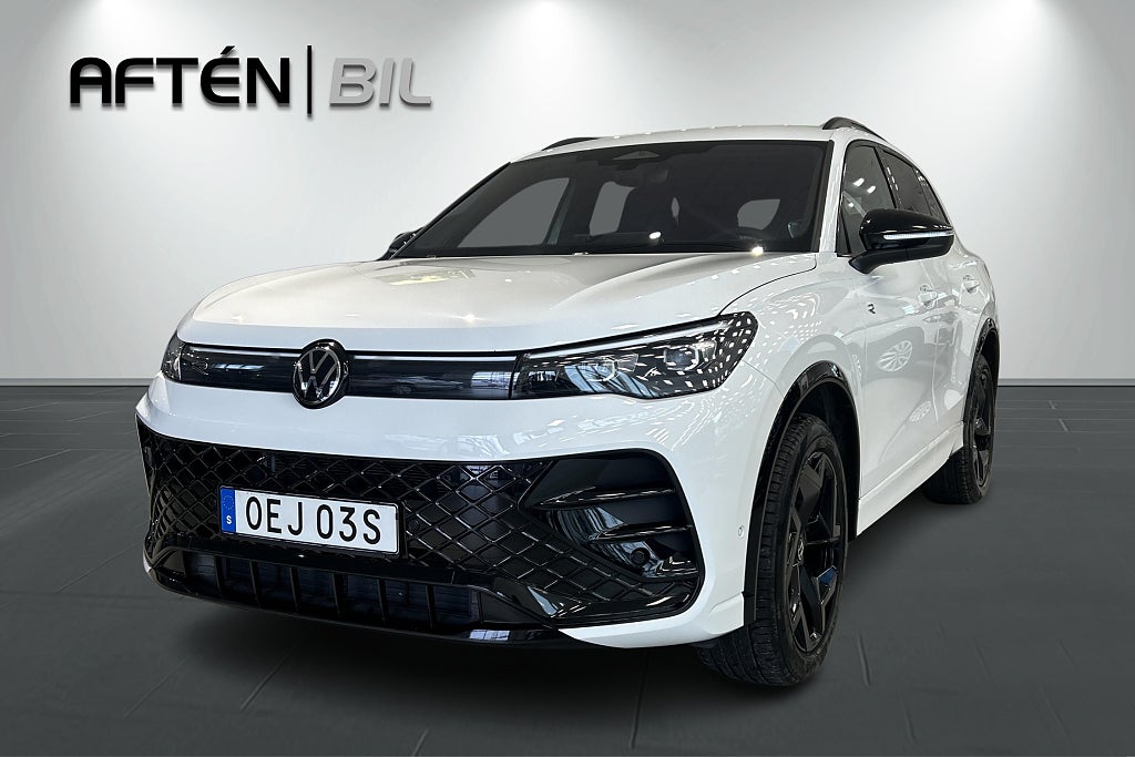 Volkswagen Tiguan 2.0 TDI 4Motion R-Line Black style H/K P-värmare