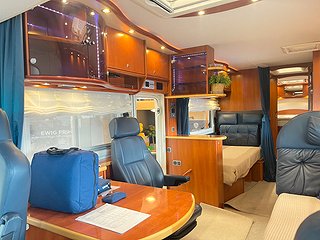 Husbil-integrerad Concorde LINER 1090 M 15 av 33