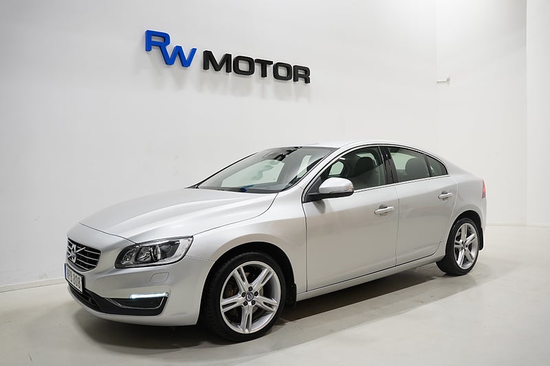 Sedan Volvo S60 1 av 24