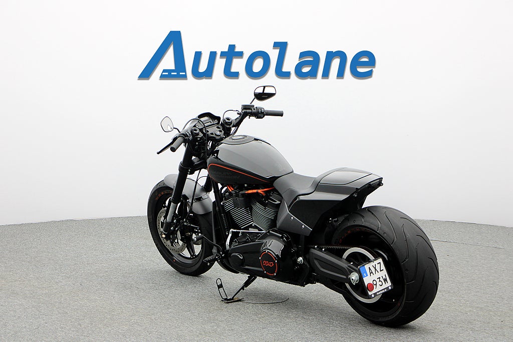 Harley-Davidson FXDR Milwaukee-Eight 114" ABS