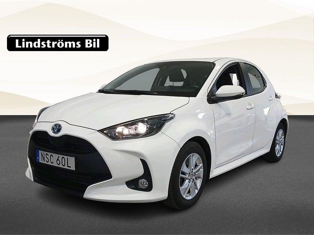 Toyota Yaris 1,5 HYBRID 5D active S&V-hjul