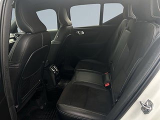 Volvo XC40 Recharge T4 R-Design Drag/360/HuD/SoV-Däck/Rattvärm – bild 13