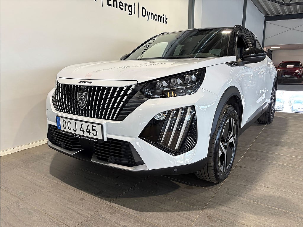 Bild på Peugeot 2008 GT 1.2 PT 130hk Aut - B-KAMERA, CARPLAY