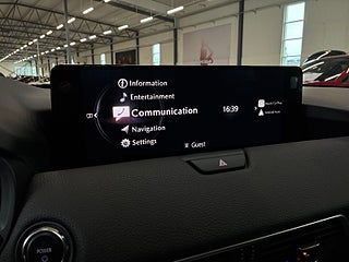 Mazda CX-60 PHEV HOMURA S&Vhjul/360kam/BOSE/HuD/Skinn/Nyilsgar/MOMS – bild 24