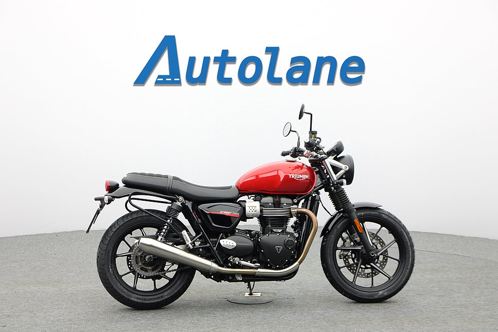 Triumph Triumph Street Twin 900* Nya däck Nyservad* Endast 1-Ägare