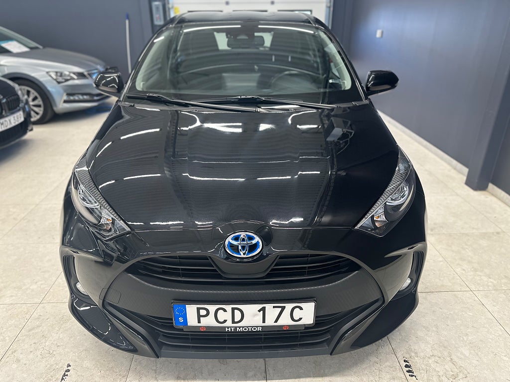 Toyota Yaris Hybrid CVT 4,99% Active/B-Kamera/Rattvärme