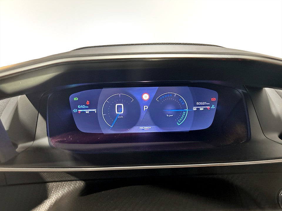 Bild på Peugeot 2008 GT Hybrid 145hk Aut B-KAMERA CARPLAY