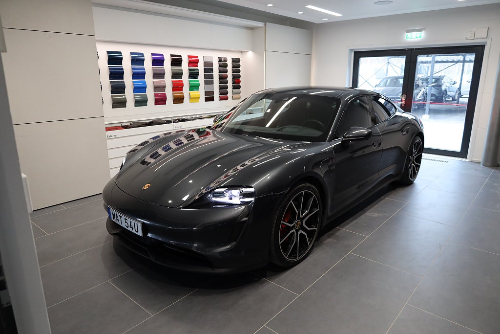 Porsche Taycan 4S 490hk inkl Porsche Approved