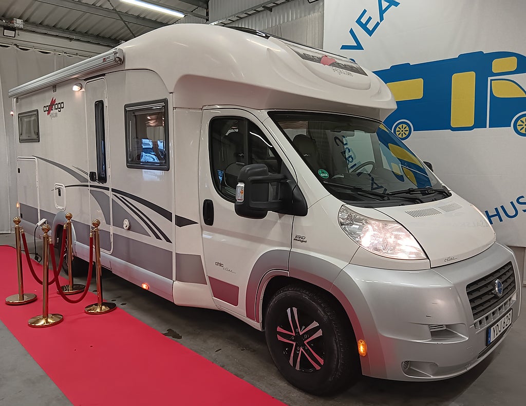 Carthago Chic C-Line T Plus 2xBo.bat AC Inverter Första Klippet 