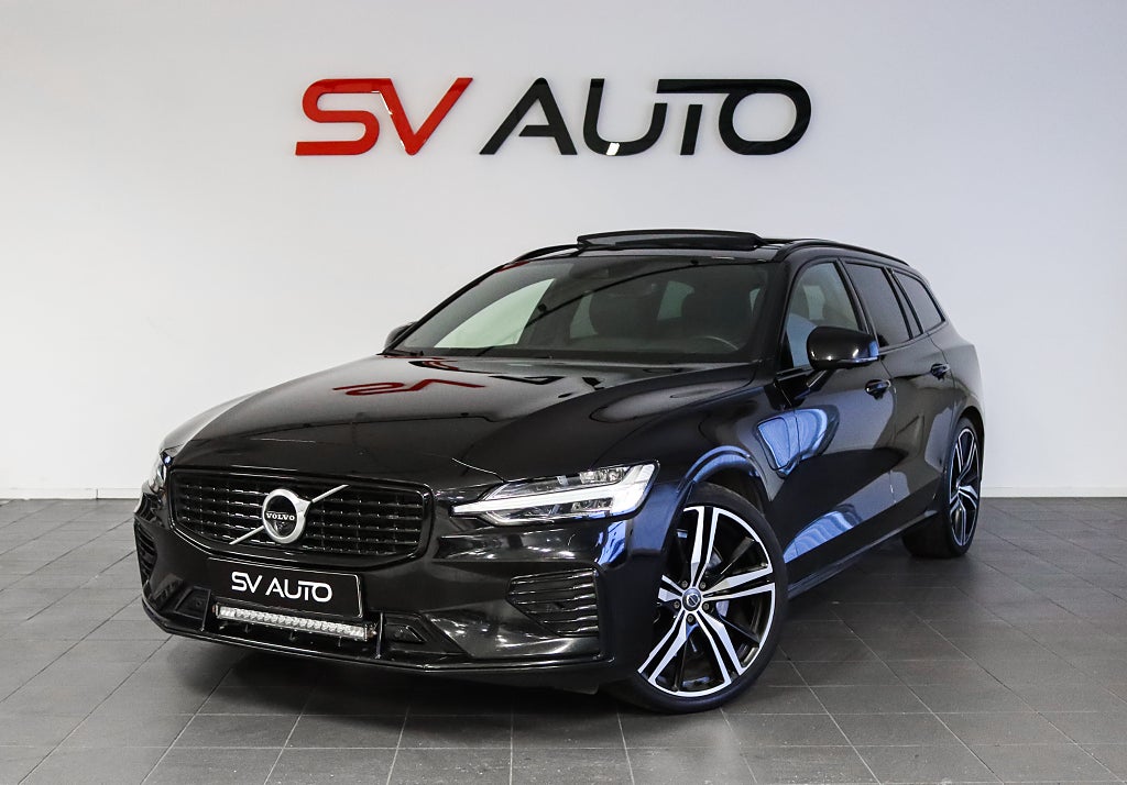 Volvo V60 Recharge T6 AWD R-Design B&W Panorama HuD Drag