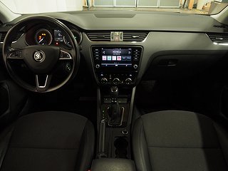 Kombi Skoda Octavia 9 av 22