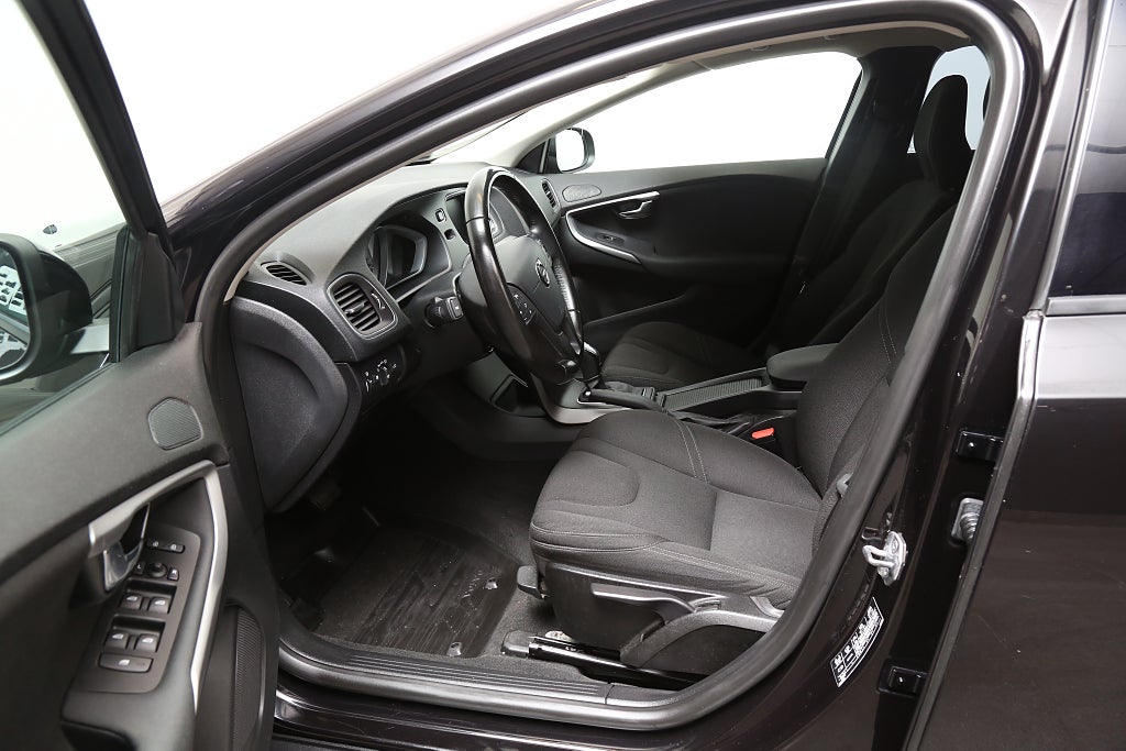 Volvo V40 Cross Country T3 152hk Edition Aut Dragkrok